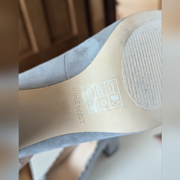 Nine West Finnleyo Leather Pumps - Picture 6 of 10